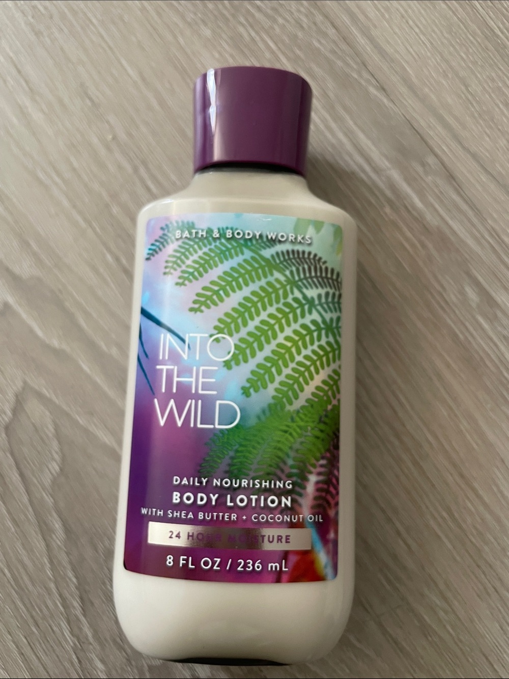 Bath & Body Works Into The Wild Body Lotion - Purple & Green